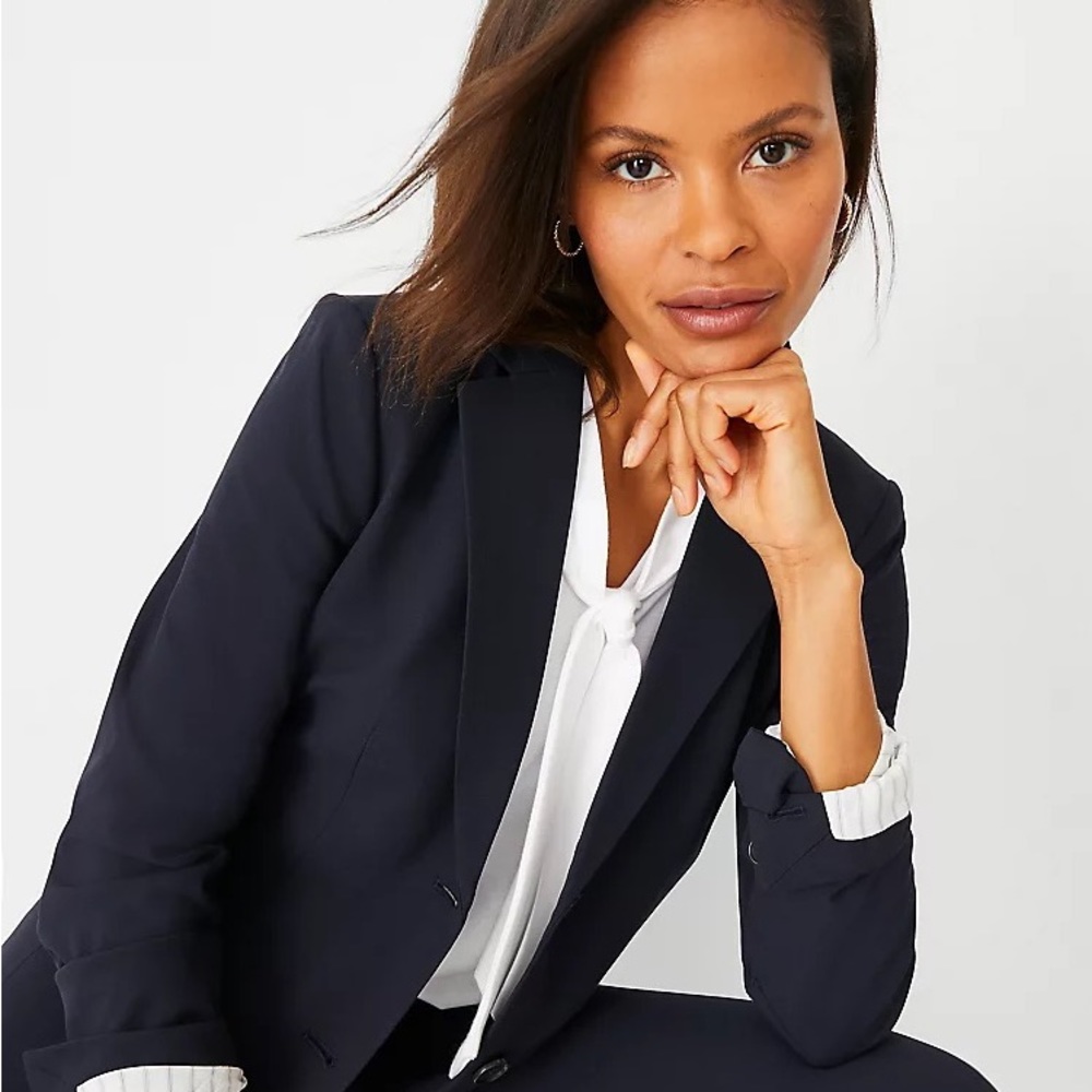 Navy blue Ann Taylor blazer - size 4